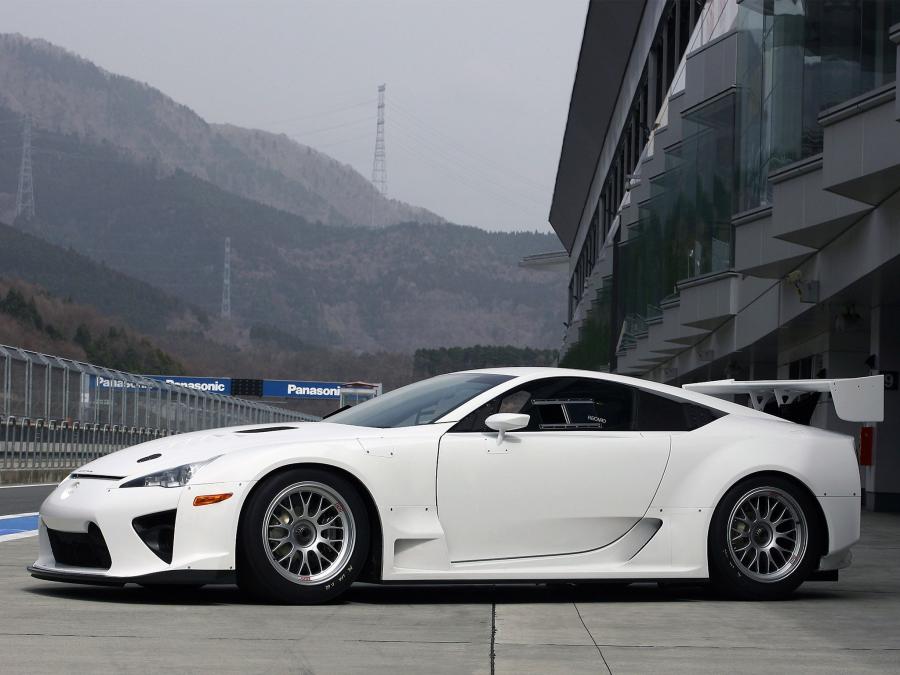  Lexus LF-A by Gazoo Racing 2010 года  (фото 6 из 9)